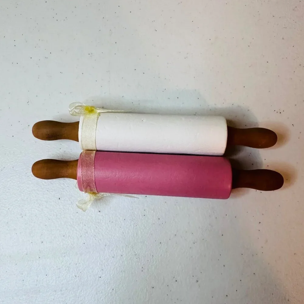 Set of 2 Easter mini rolling pins decoration Hop! Hop! Hop! and Hello Easter